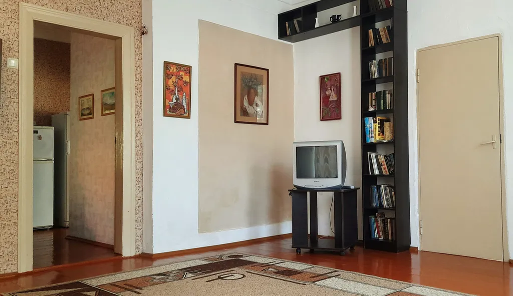 Просторный  дом в исторической части города, уютный сад