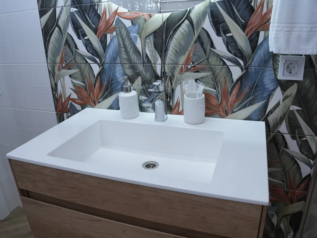 Стильная, современная квартира на набережной реки Волги