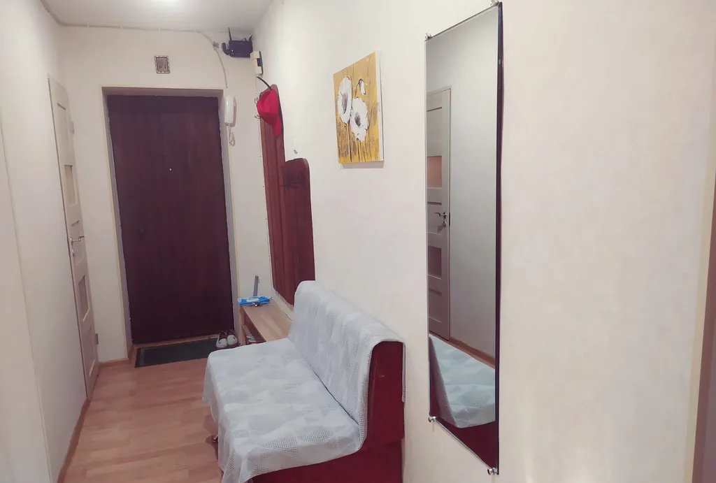 Тихий отдых в зелёном районе, просторная и светлая квартира