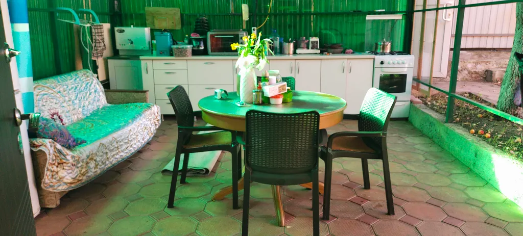 Комната 18м2 в уютном частном доме, парковка, рядом Березовское ущелье