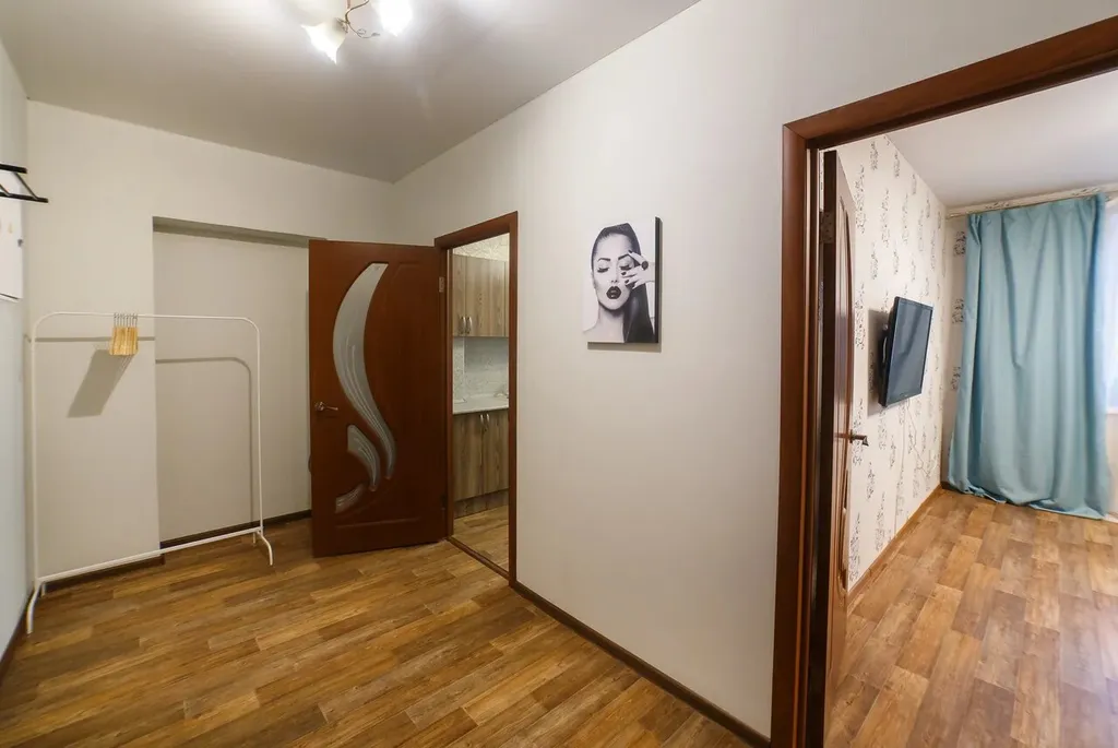 Уютные апартаменты на Заря, 16