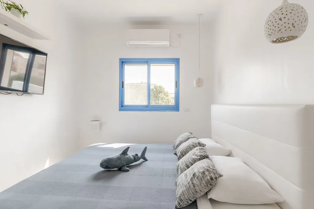 Квартира с балконом с видом на море (Gugel Waves Nahariya)