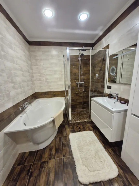 Квартира Просторная, уютная, светлая, благоустроенная квартира — Калининград