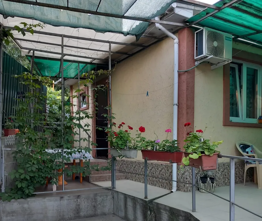 Коттедж Семейное счастье — аренда посуточно в Алушта