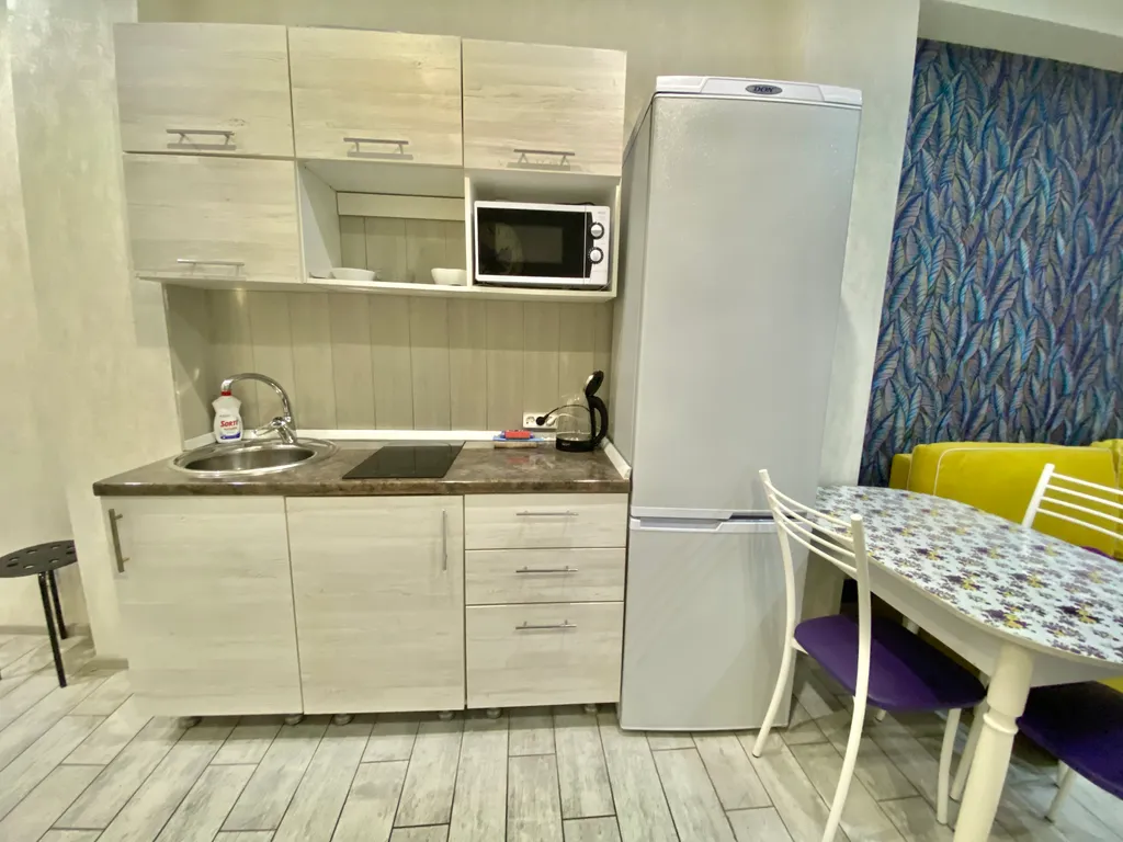 Апартаменты с балконом возле подьемника