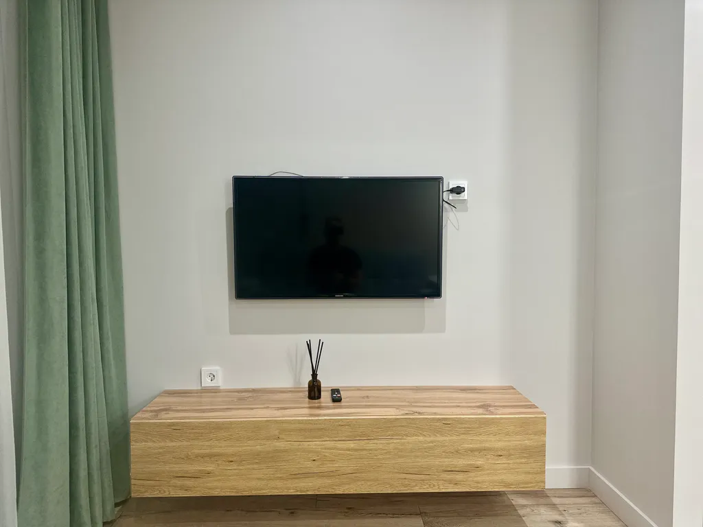 Умная квартира с дизайнерским ремонтом и тёплой парковой