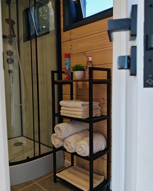 С дровяной сауной и видом на лес и закаты