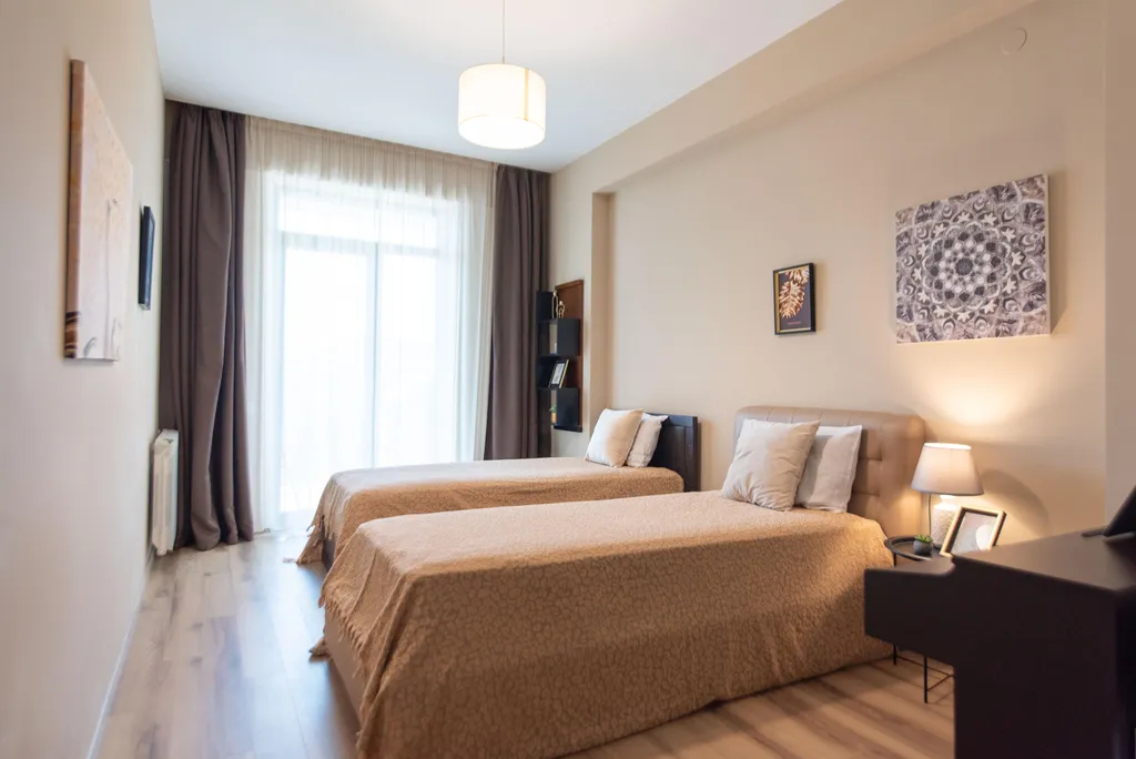 Квартира для семьи в комплексе с детскими площадками