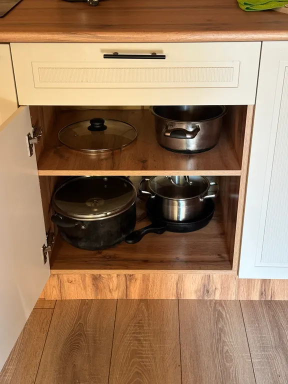 Уютная база отдыха на берегу чистого песчаного берега