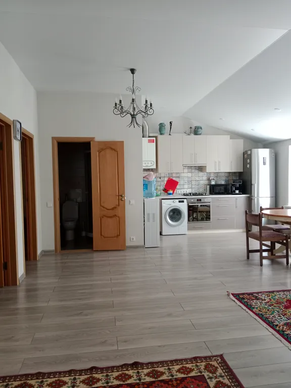 Квартира в частном коттедже рядом с М4