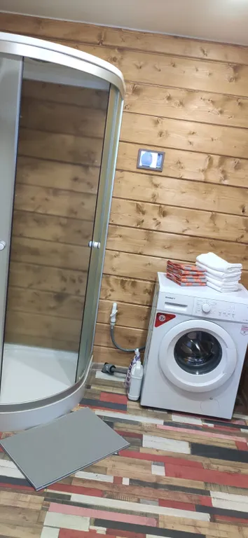 Twin house на берегу озера