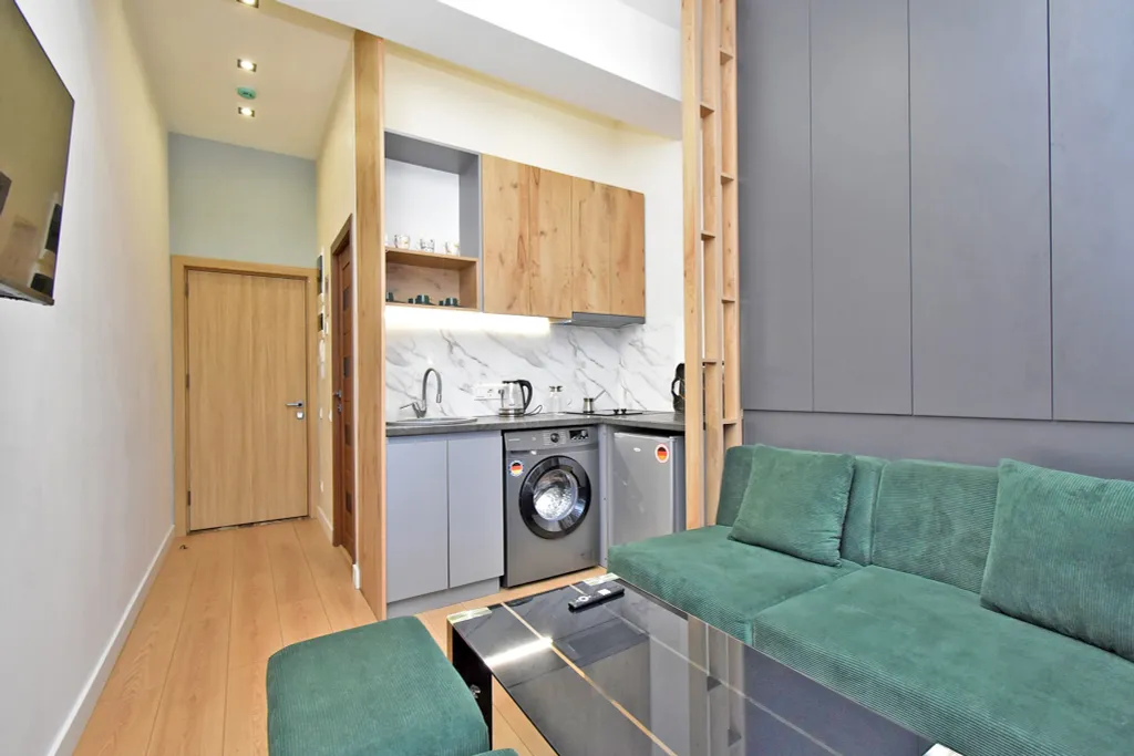 Малахитовая студия в центре Еревана