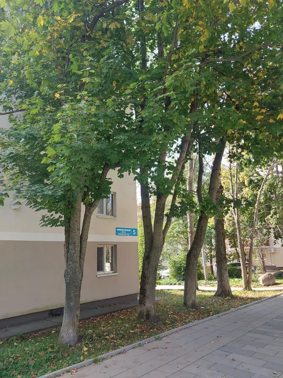 Квартира возле площади Славы