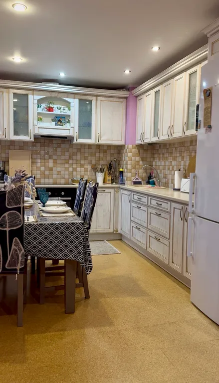 Двухуровневая мансарда с видом на Замок