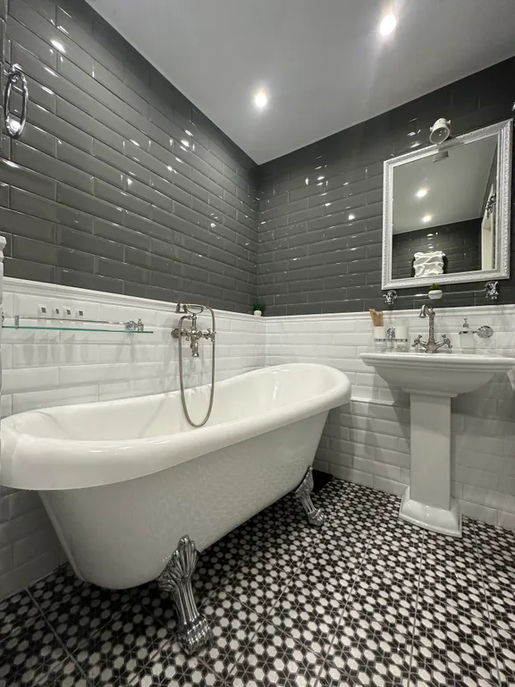 Квартира Квартира с эксклюзивным панорамным видом на набережную с 12 этажа — Москва