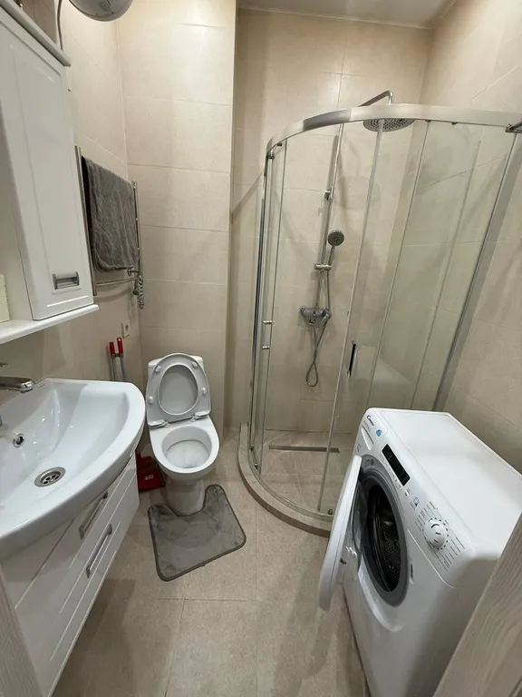 Апартаменты с двумя бассейнами на берегу моря