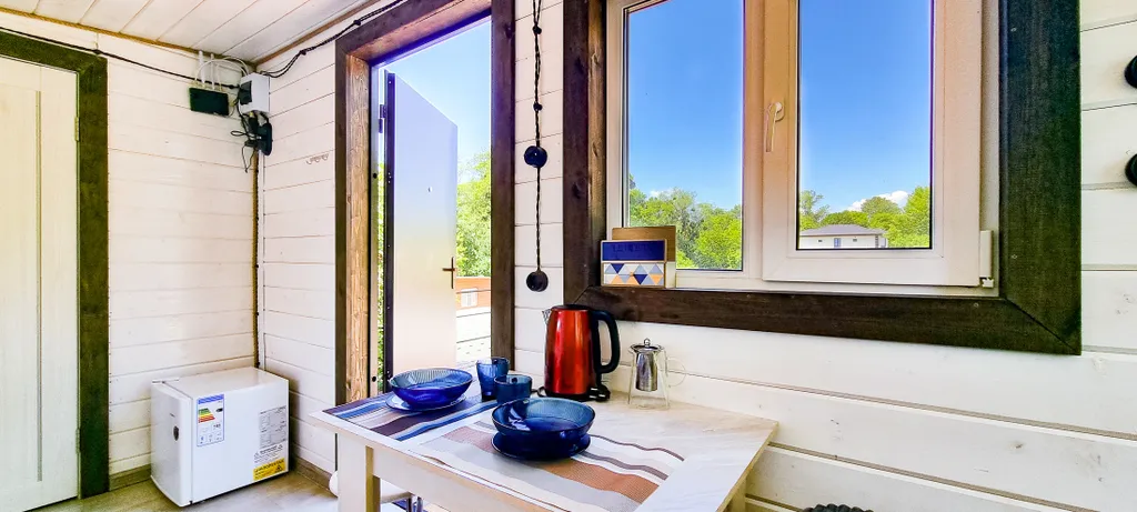 Дом на крыше+модуль палатка на 2х человек.