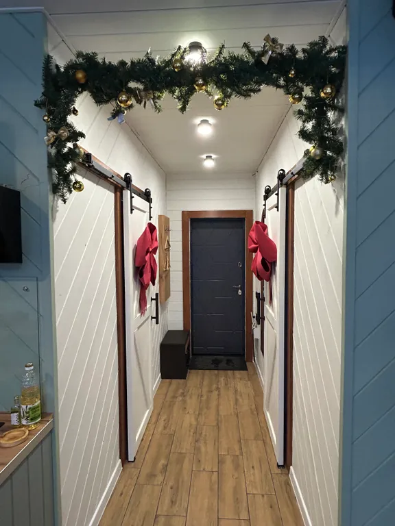 Современный треугольный эко дом