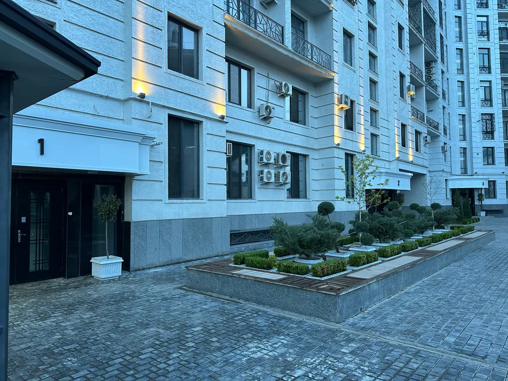 Minor-River apartment