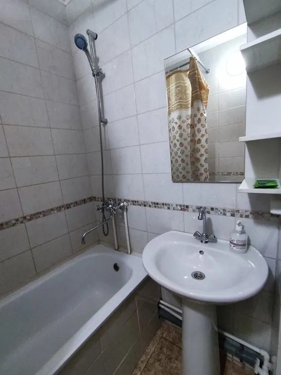 Уютная студия около соснового леса и мед городка