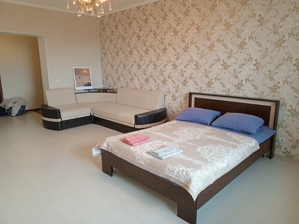 Квартира Просторная квартира 50 кв м рядом с парком — Элиста