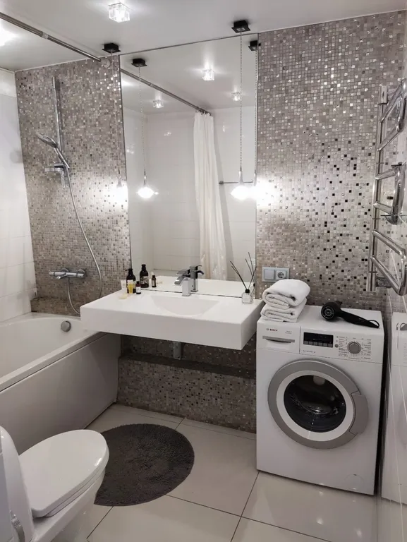 Студия возле Театра оперы и балета