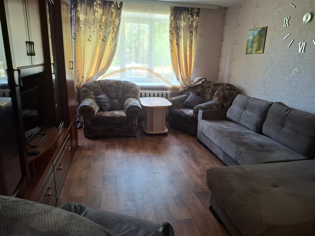 Двухкомнатная квартира недалеко от города