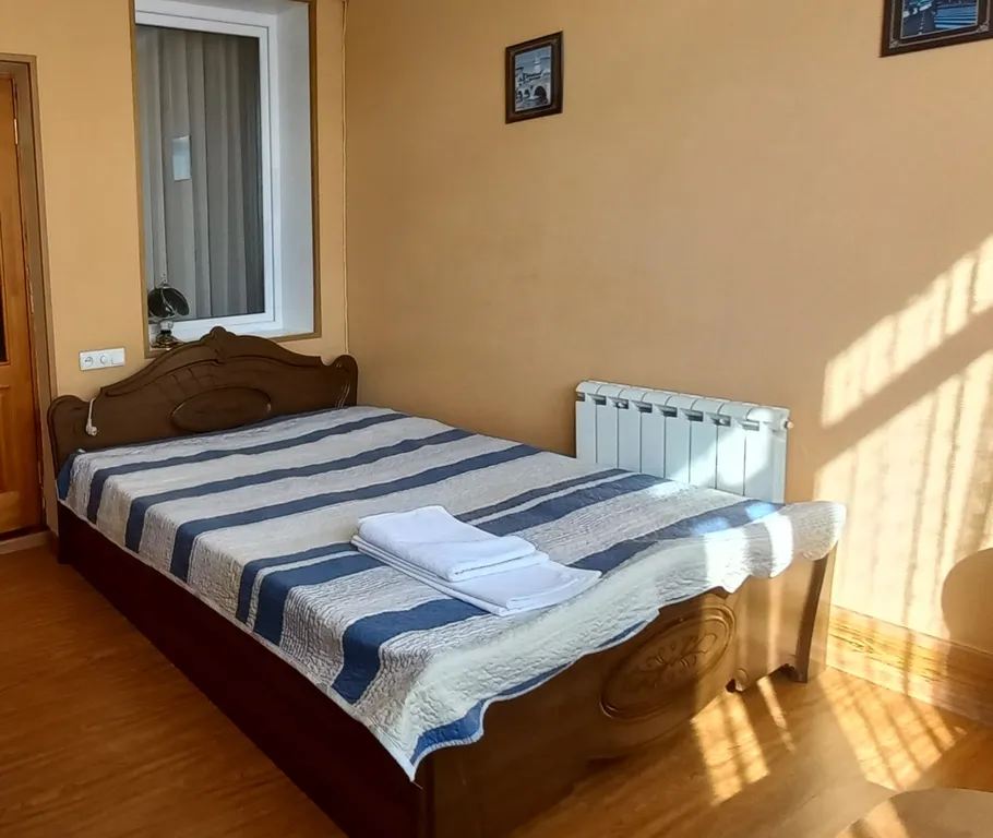 Светлая квартира у Нарзанной галереи