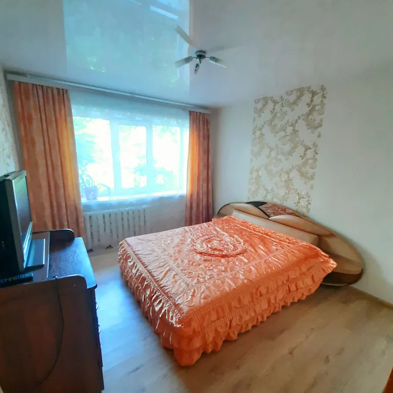 Квартира рядом с Аэропортом и центром города Артем — аренда посуточно в Артём