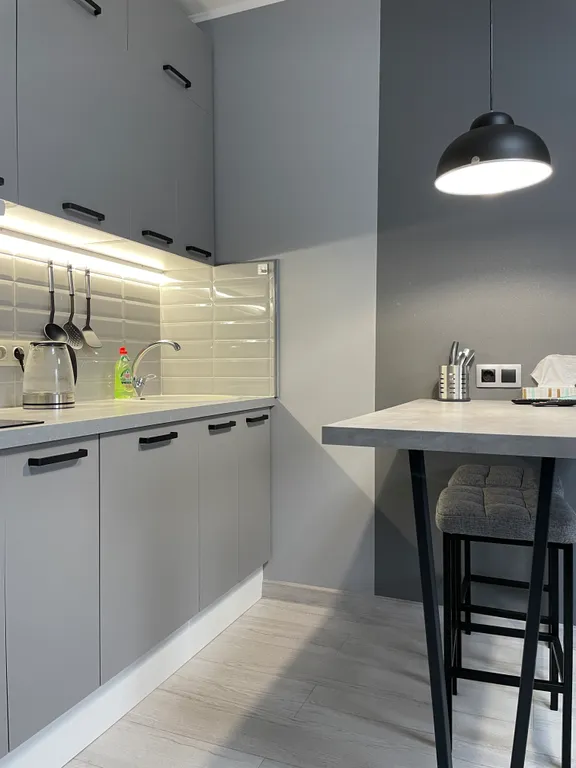 Студия с видом на лес