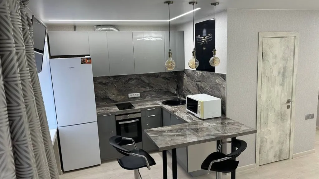 Студия у ДрамТеатра, АСЗ, Первостроителей Центр