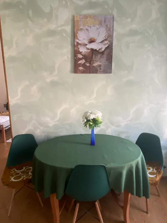 Уникальная квартира с интересным ремонтом и настоящим камином