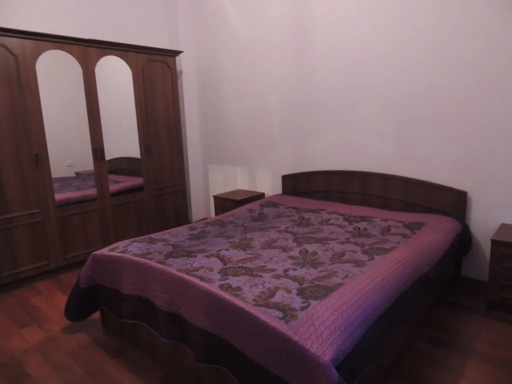 4-комнатная Квартира