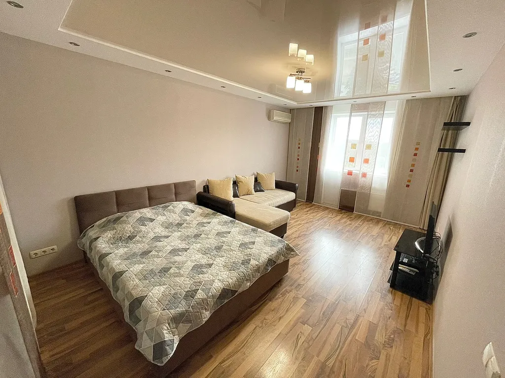 Квартира Апартаменты с видом на лес — аренда посуточно в Тольятти