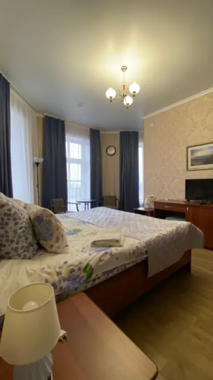 Улучшенный номер с кроватью queen-size