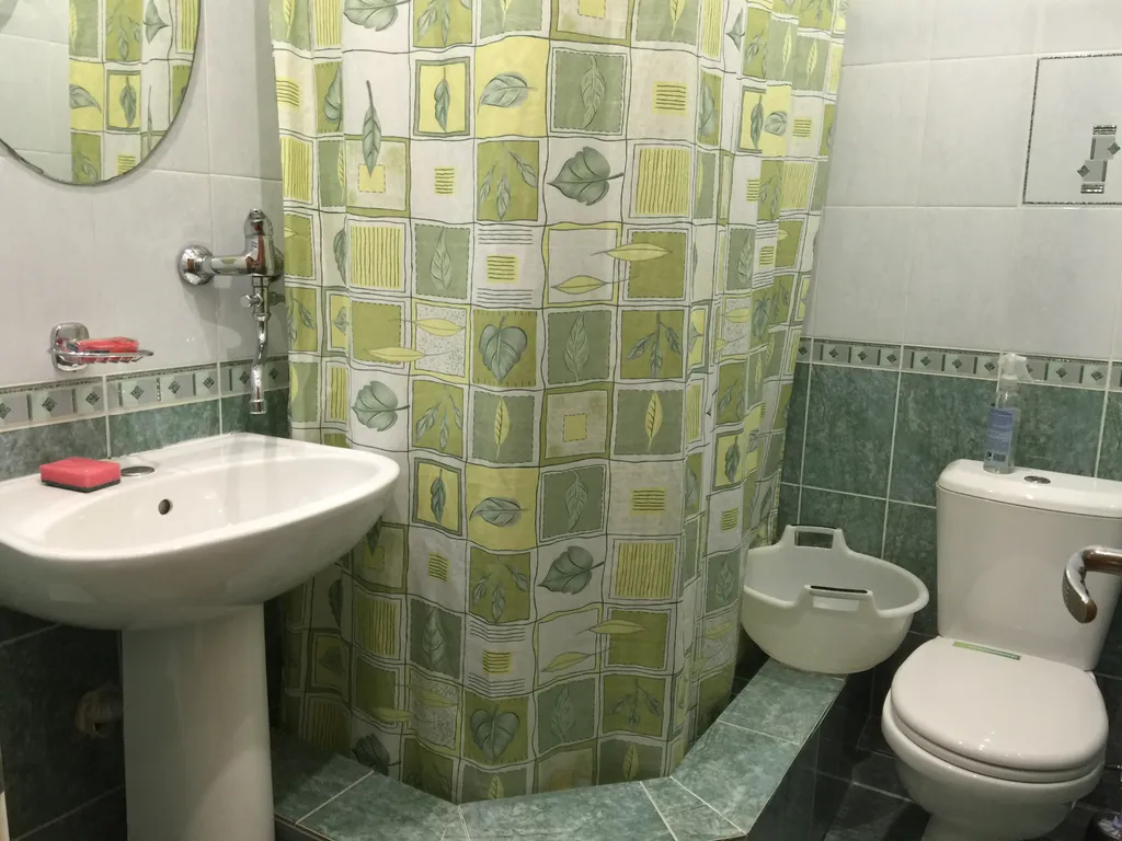 Квартира Комната с панорамным остеклением и видом на море — Лазаревское