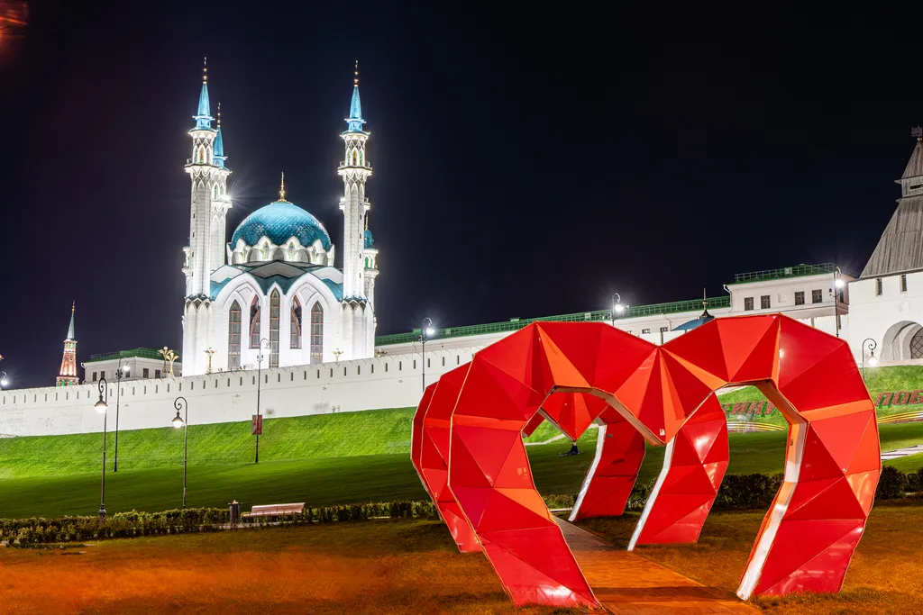 Квартира у Кремля с парковкой с 2 спальнями