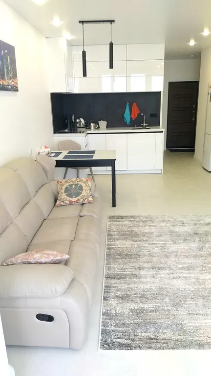 Уютная квартира с видом на Золотой мост и бухту