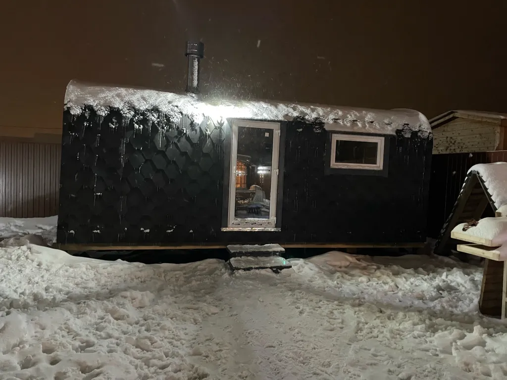 Коттедж Дом с баней и сибирским чаном — Васькино