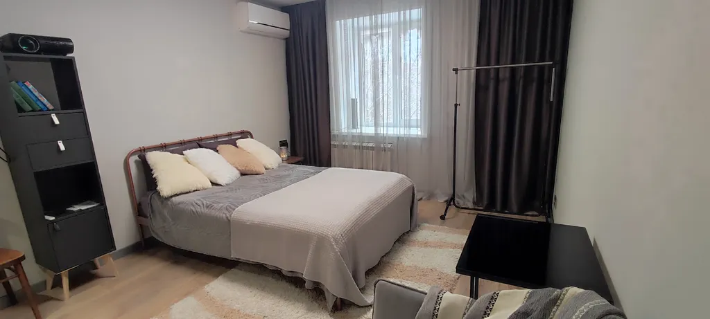 Квартира Уютная современная студия рядом с метро — аренда посуточно в Самара