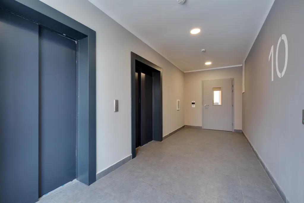 Большая уютная студия на 4х рядом с метро