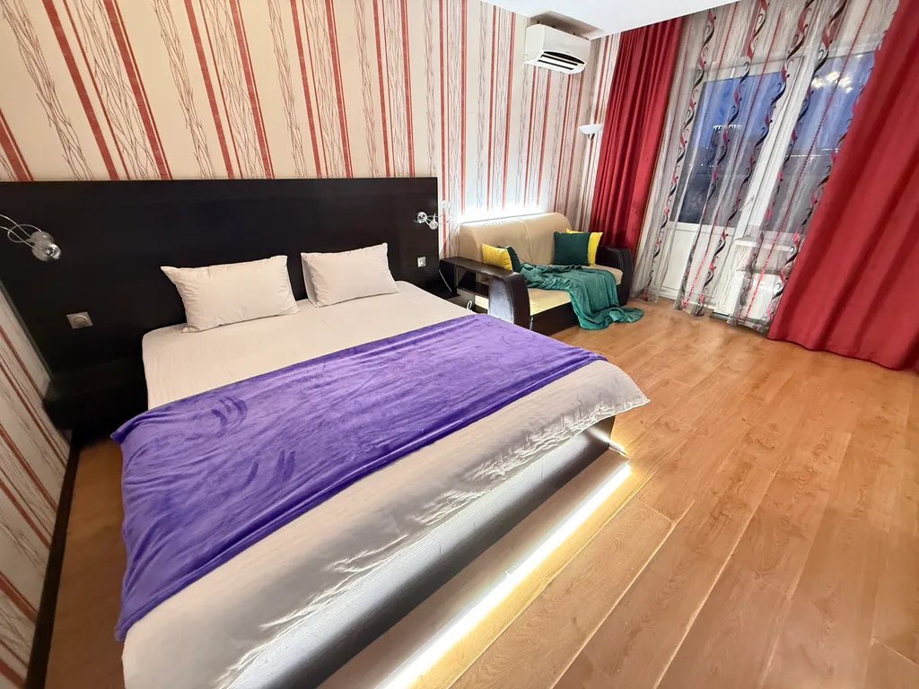 Квартира Тут хорошо на Союзной — аренда посуточно в Екатеринбург