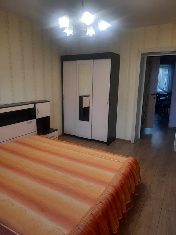 Уютная квартира в спальном тихом месте, недалеко от центра.