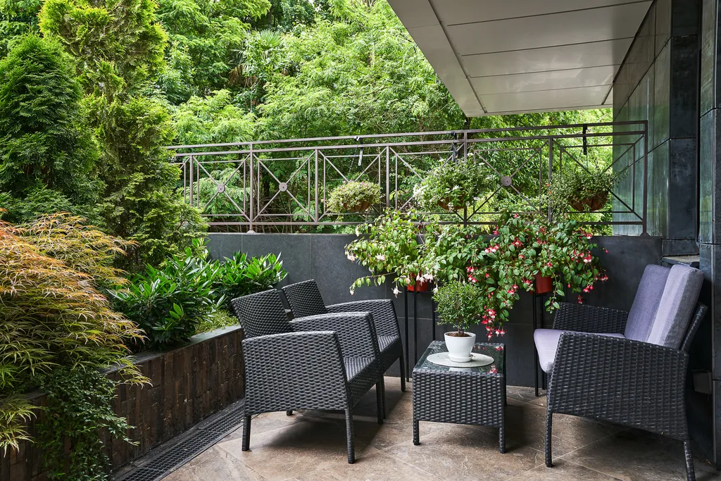 Метрополь ЛаМар (3-х комн люкс) апартаменты с балконом и бассейном на