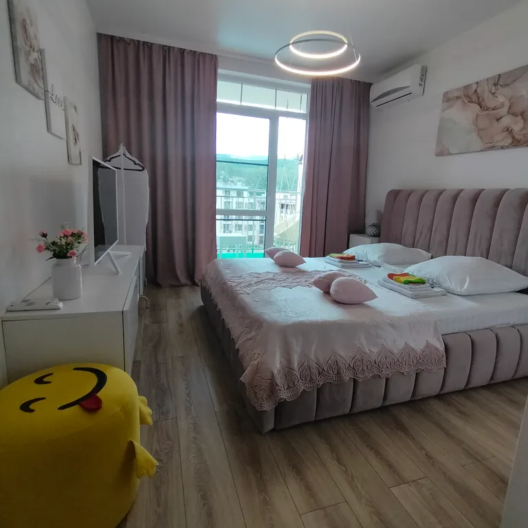 Шикарные евро3 апартаменты в долине гор у моря с чудо-видом с 2 террас