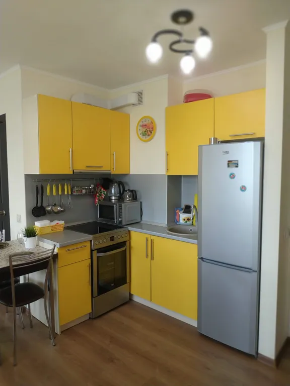 Квартира-студия с видом на горы и бассейн