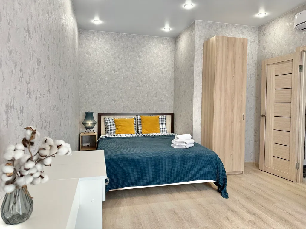 Светлая квартира с кофемашиной и кондиционером у НГУ в АКадемгородке — аренда посуточно в Новосибирск