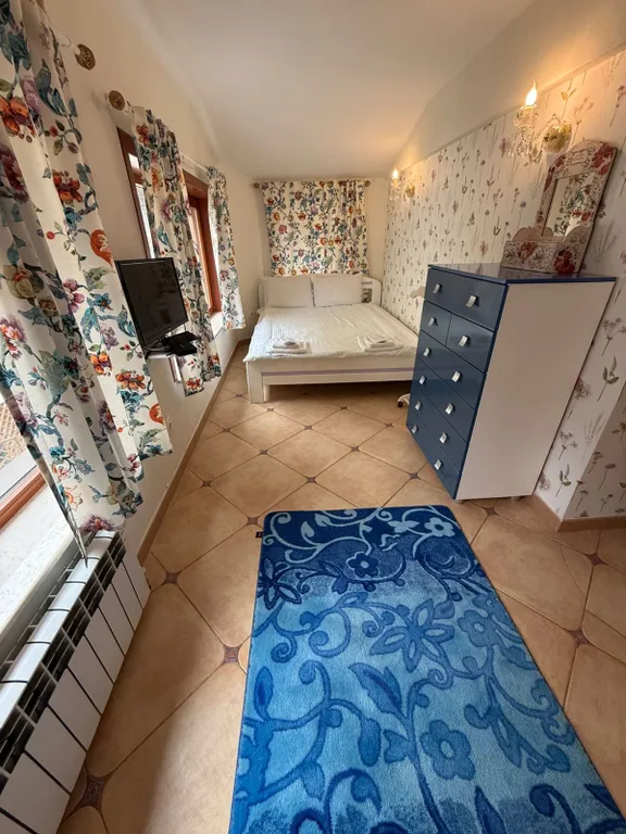 Вилла на первой линии Эсто-садка через дорогу от Горки города