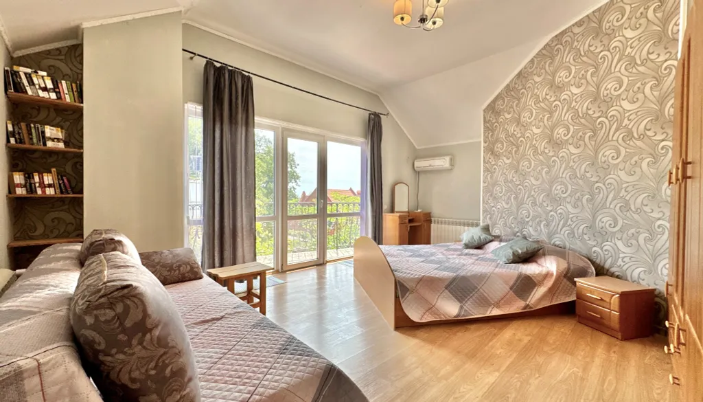 Домик с садом в Кореизе возле ялты