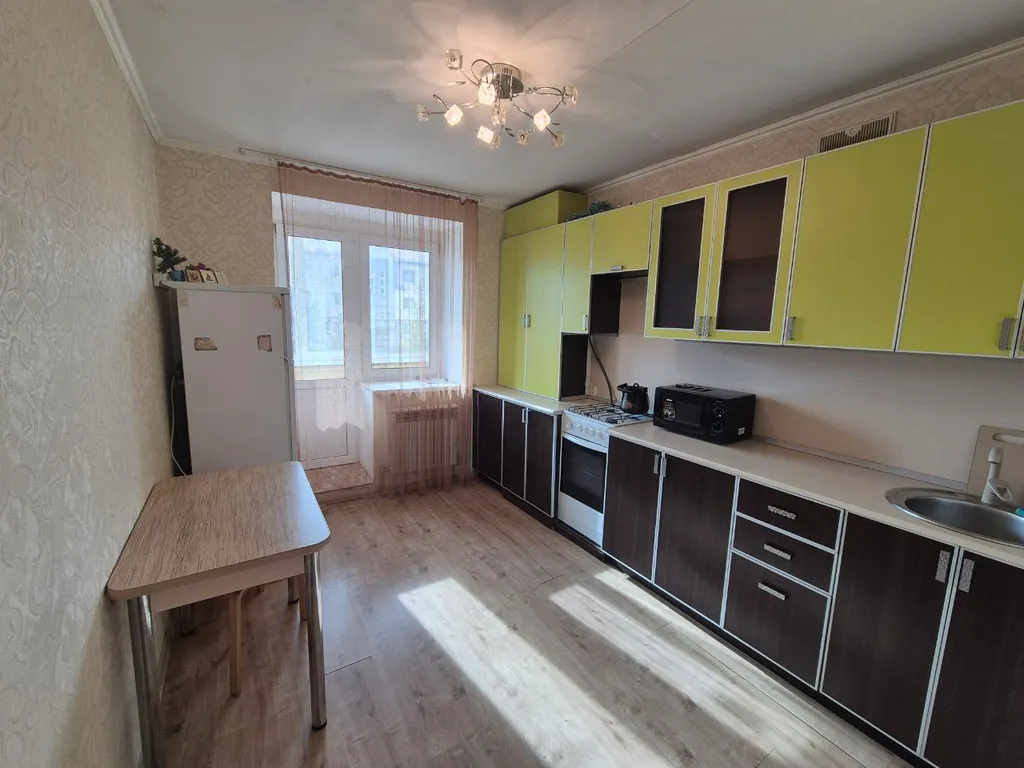 Квартира с видом на монастырь